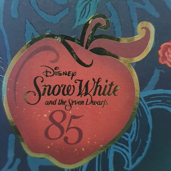 Disney Store Sleepy Snow White and the Seven Dwarfs 85th Anniversary Figural - Picture 12 of 14